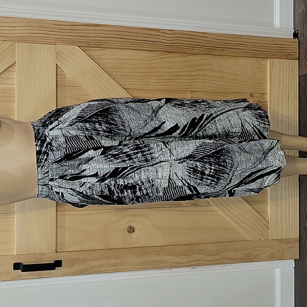 Vintage | Handmade Black & White Printed Skirt | See Measurements